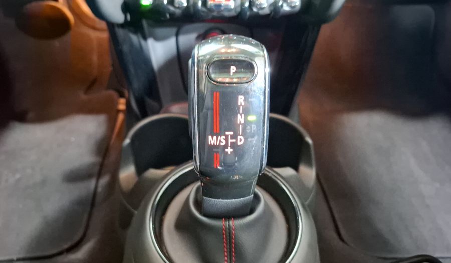 Mini Cooper S 2.0 COOPER CHILI DCT Hatchback 2020
