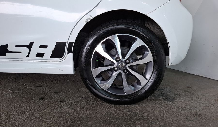 Nissan March 1.6 MARCH SR NAVI MT Hatchback 2017