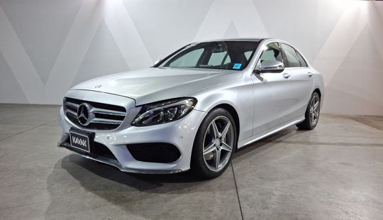 Mercedes Benz • Clase C
