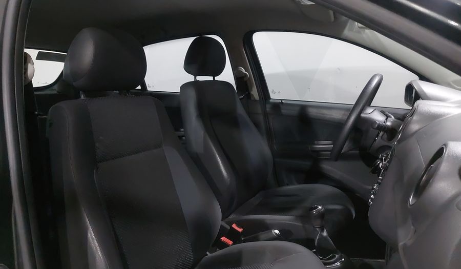 Volkswagen Gol 1.6 5 PTAS. CL A/A Hatchback 2016