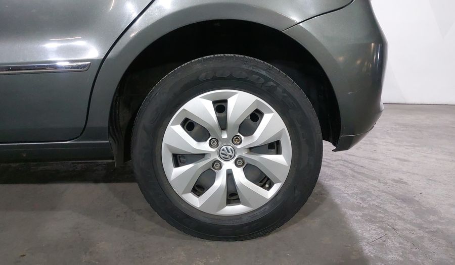 Volkswagen Gol 1.6 5 PTAS. CL A/A Hatchback 2016