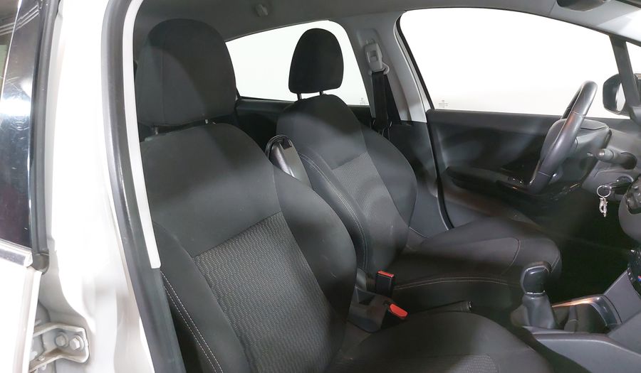 Peugeot 208 1.2 ALLURE PURETECH Hatchback 2019