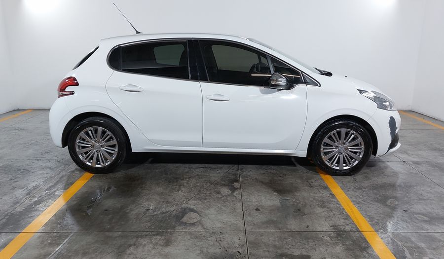 Peugeot 208 1.2 ALLURE PURETECH Hatchback 2019