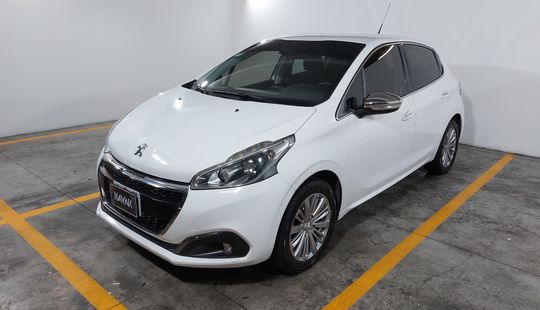 Peugeot • 208