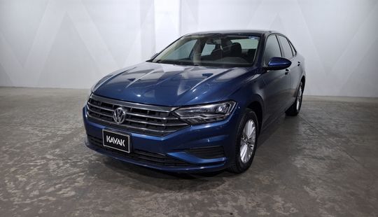 Volkswagen • Jetta