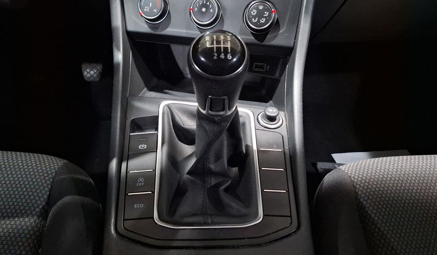 Volkswagen Jetta 1.4 TRENDLINE Sedan 2019