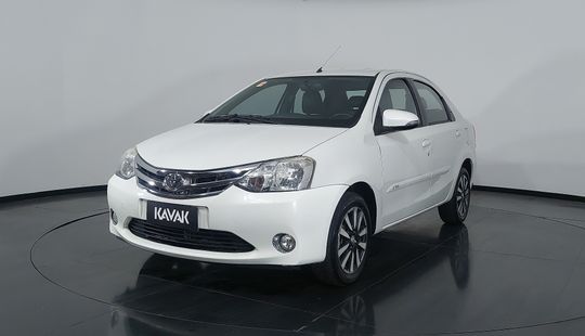 Toyota • Etios