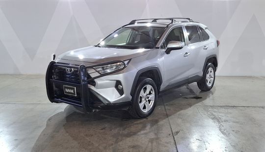 Toyota • RAV4