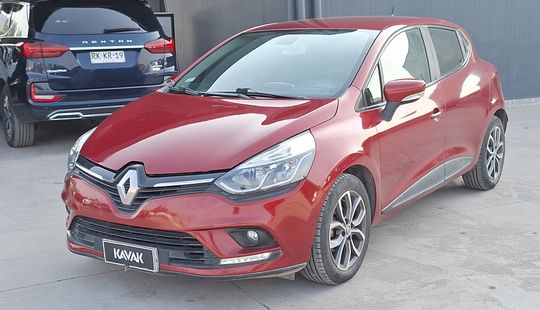 Renault • Clio