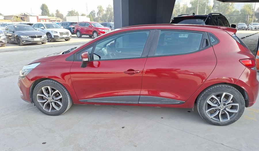Renault Clio 1.2 EXPRESSION Hatchback 2019