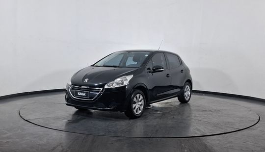 Peugeot • 208