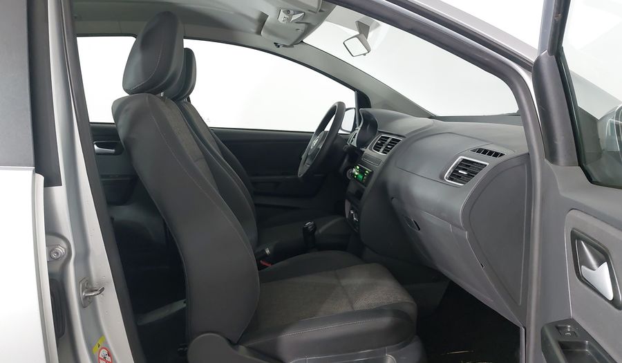 Volkswagen Fox MI Hatchback 2014