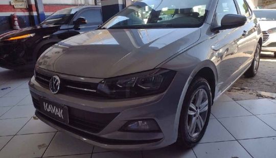 Volkswagen • Polo