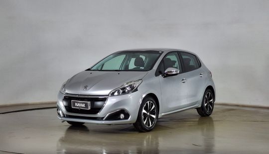 Peugeot • 208