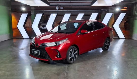 Toyota • Yaris