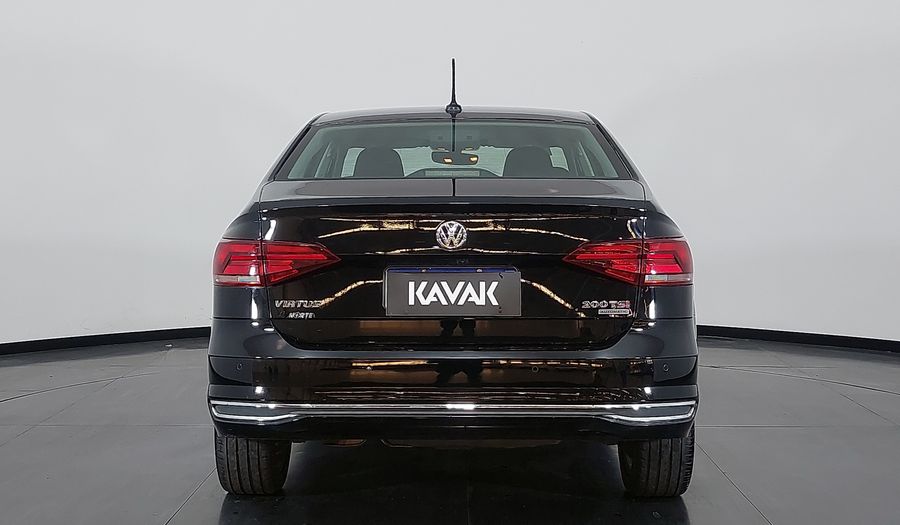 Volkswagen Virtus 200 TSI HIGHLINE Sedan 2020