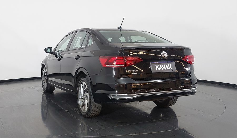Volkswagen Virtus 200 TSI HIGHLINE Sedan 2020