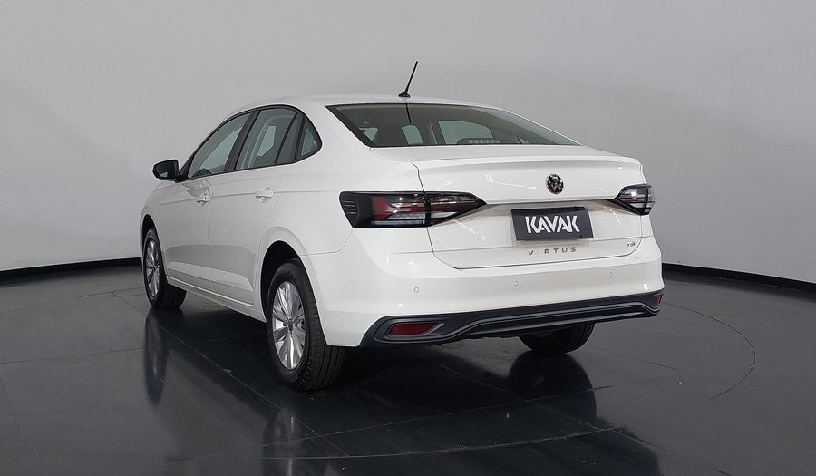 Volkswagen Virtus TSI MANUAL Sedan 2024