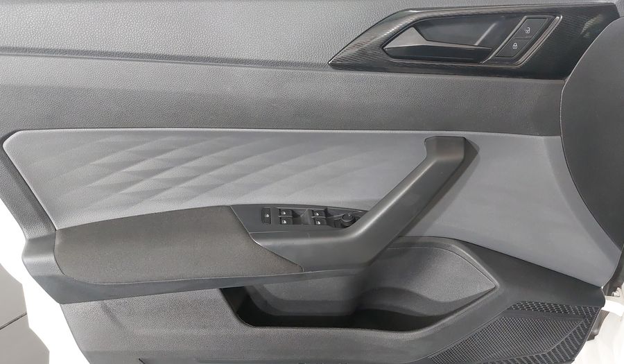 Volkswagen Virtus TSI MANUAL Sedan 2024