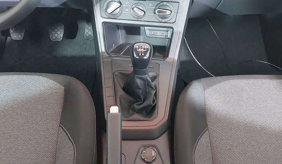 Volkswagen Virtus TSI MANUAL Sedan 2024