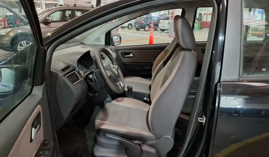 Volkswagen Suran 1.6 TRENDLINE Wagon 2012