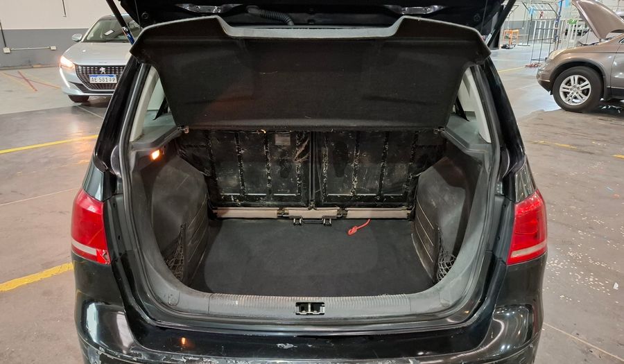 Volkswagen Suran 1.6 TRENDLINE Wagon 2012