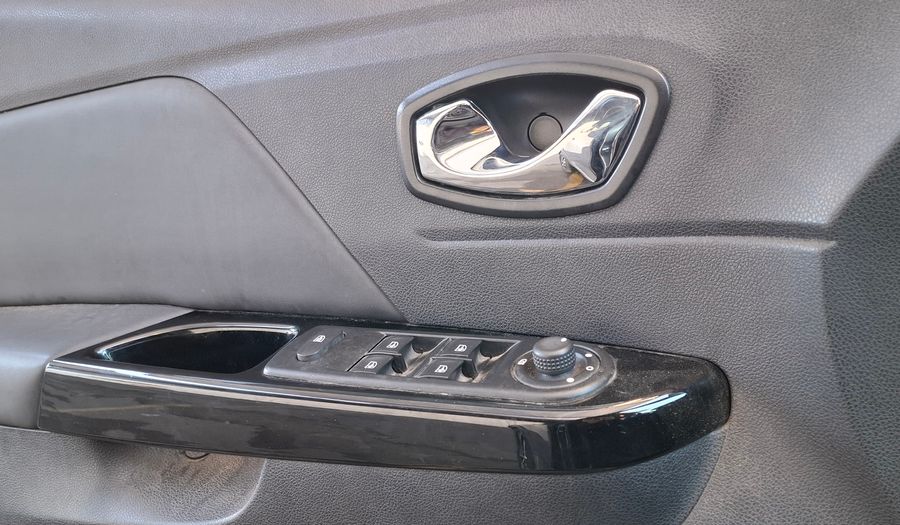 Renault Captur 2.0 INTENS Suv 2017