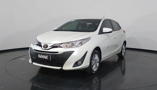 Toyota • Yaris