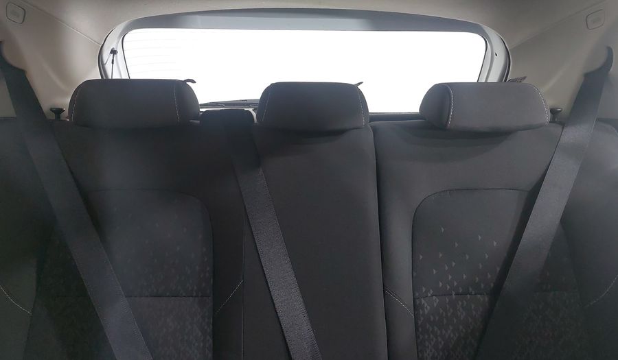 Chevrolet Onix TURBO  LT Hatchback 2020