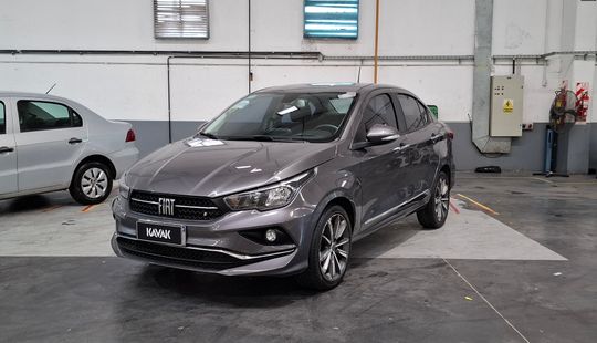 Fiat • Cronos