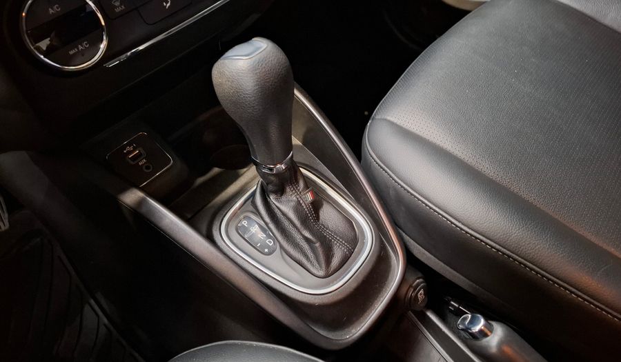 Fiat Cronos 1.8 PRECISION AUTO Sedan 2021