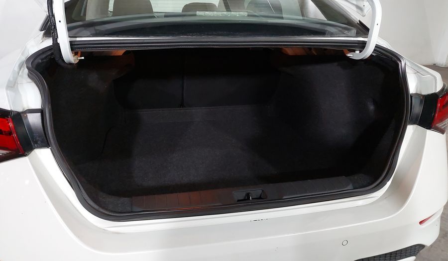 Nissan Sentra 2.0 SENSE CVT Sedan 2021