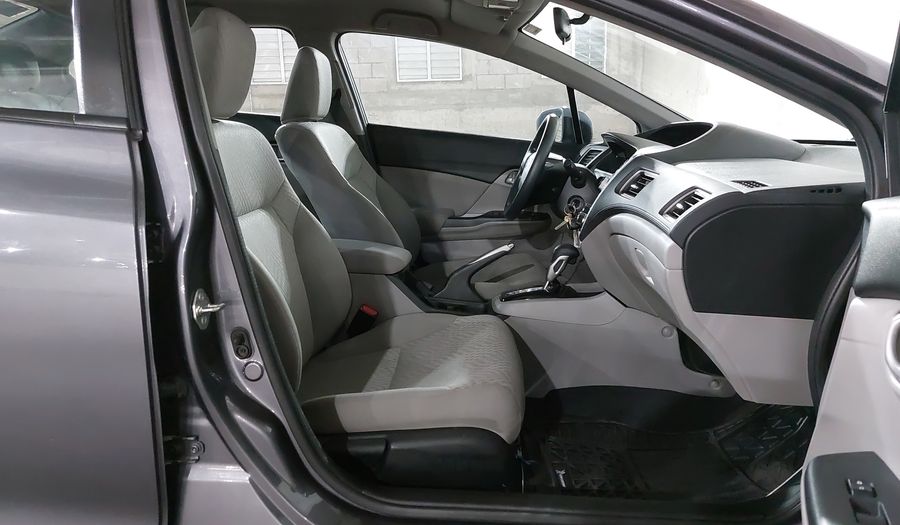 Honda Civic 1.8 LX AT 4DRS Sedan 2015