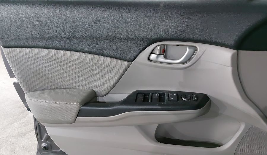 Honda Civic 1.8 LX AT 4DRS Sedan 2015