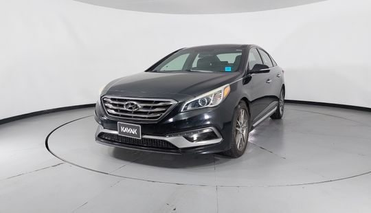 Hyundai • Sonata