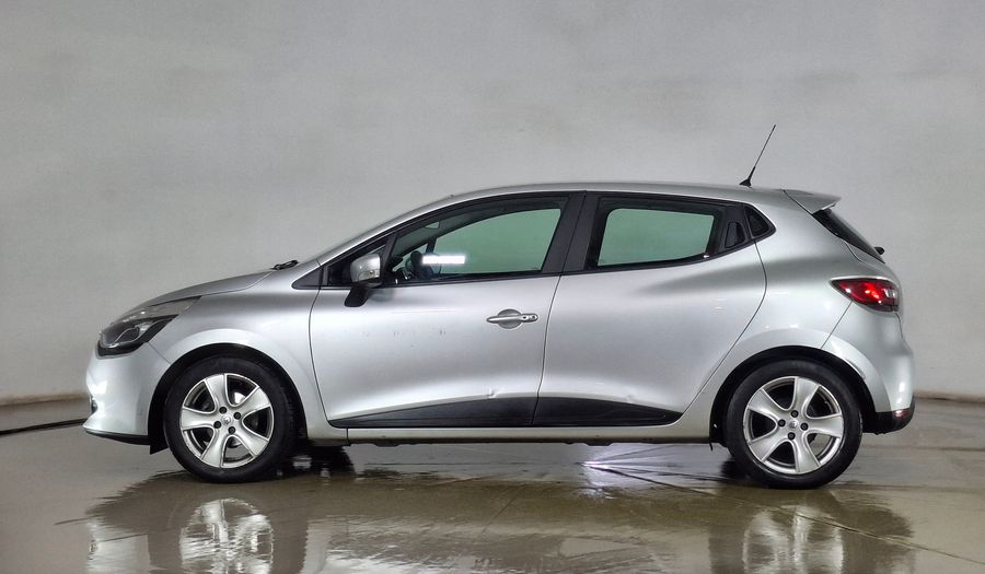 Renault Clio 1.2 EXPRESSION Hatchback 2016