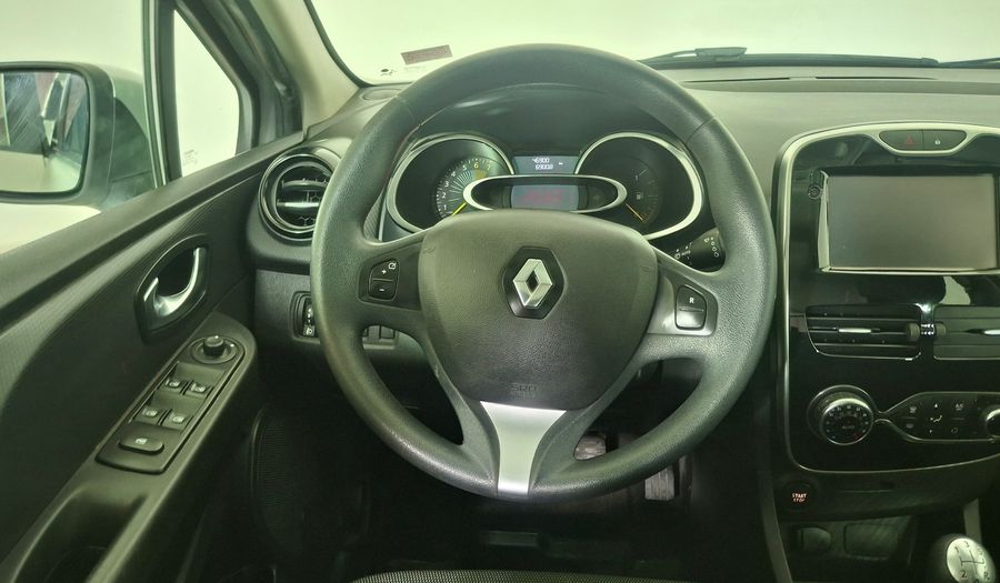 Renault Clio 1.2 EXPRESSION Hatchback 2016