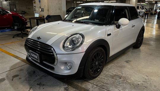 Mini • Cooper