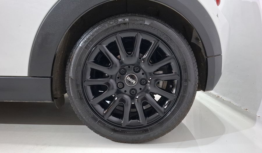 Mini Cooper 1.5 COOPER CHILI AT Hatchback 2015