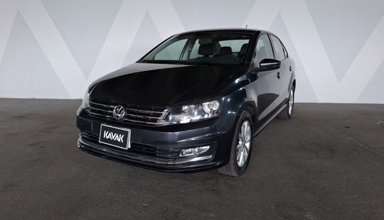 Volkswagen • Vento