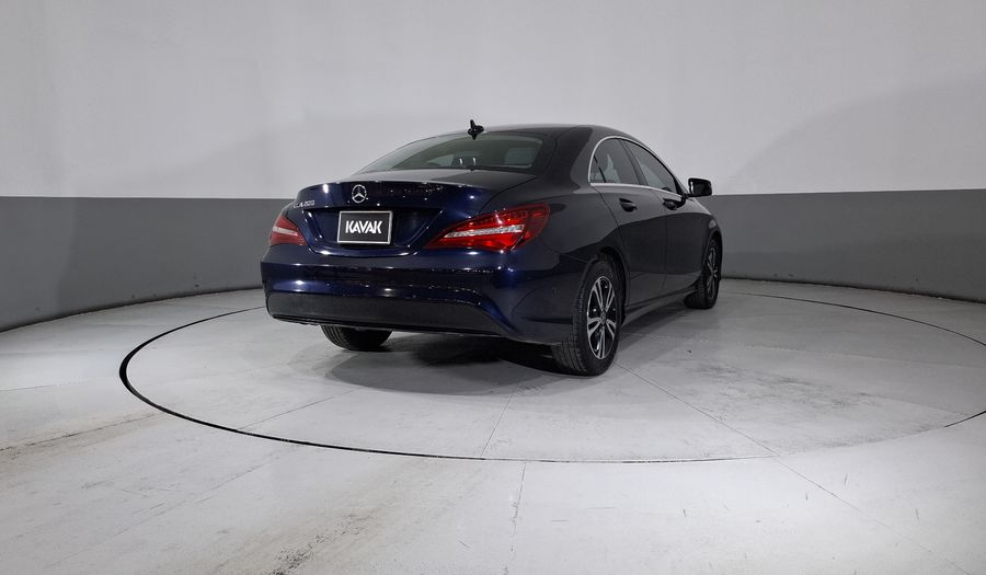 Mercedes Benz Clase Cla 1.6 CLA 200 DCT Coupe 2019