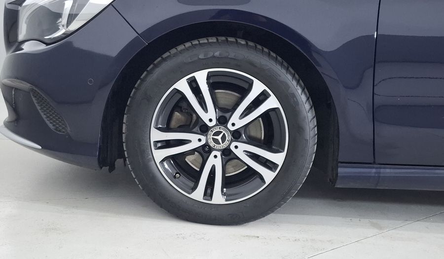 Mercedes Benz Clase Cla 1.6 CLA 200 DCT Coupe 2019