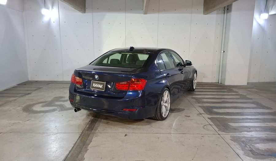 Bmw Serie 3 2.0 320IA LUXURY LINE Sedan 2014