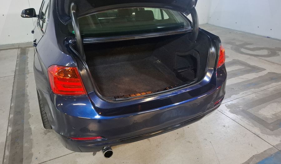 Bmw Serie 3 2.0 320IA LUXURY LINE Sedan 2014