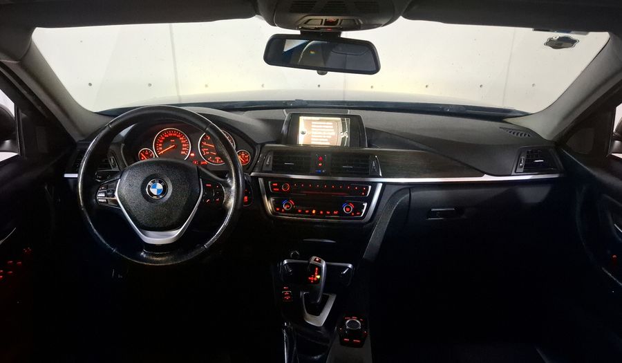 Bmw Serie 3 2.0 320IA LUXURY LINE Sedan 2014