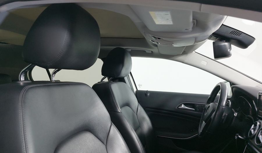 Mercedes Benz Clase Gla 1.6 GLA 200 CGI SPORT Suv 2015