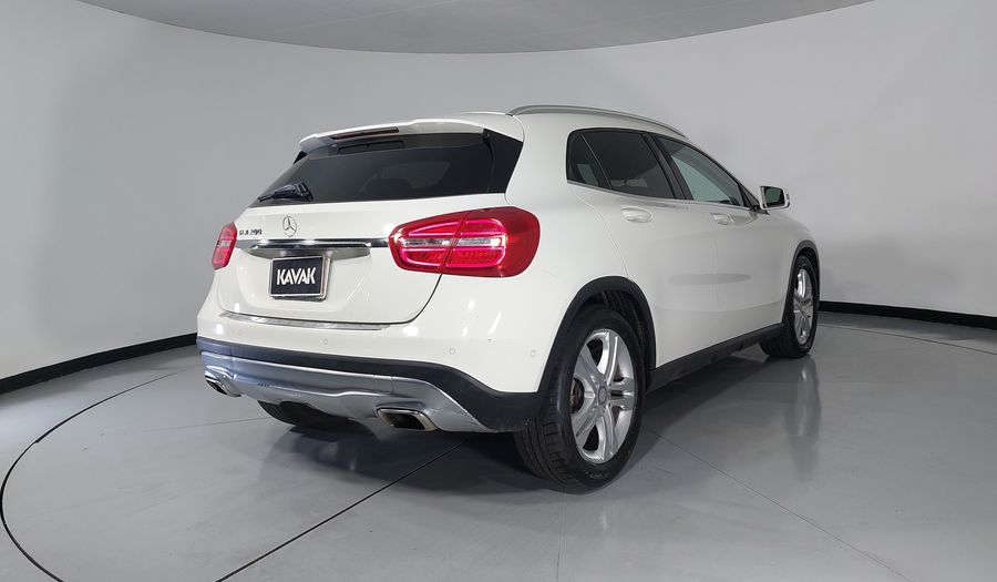 Mercedes Benz Clase Gla 1.6 GLA 200 CGI SPORT Suv 2015