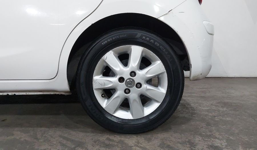 Nissan March 1.6 ADVANCE AT Hatchback 2013