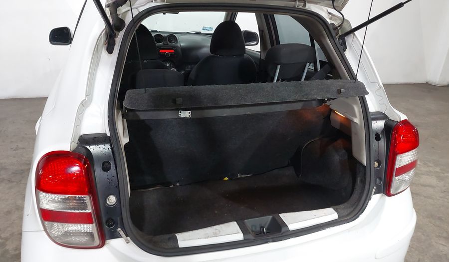 Nissan March 1.6 ADVANCE AT Hatchback 2013