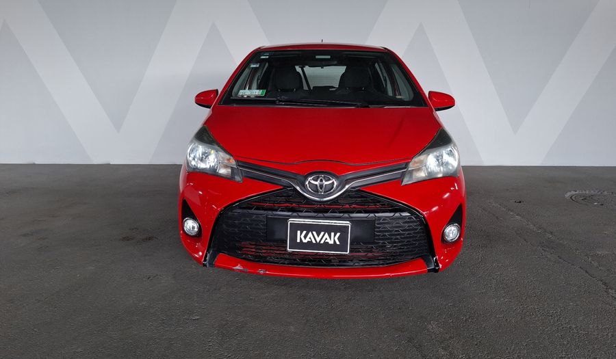Toyota Yaris 1.5 SE MT 5PTAS Hatchback 2015